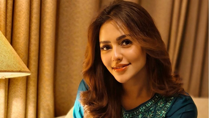 নিজের ‘ডাকনাম’ প্রকাশ্যে আনলেন চিত্রনায়িকা নুসরাত ফারিয়া